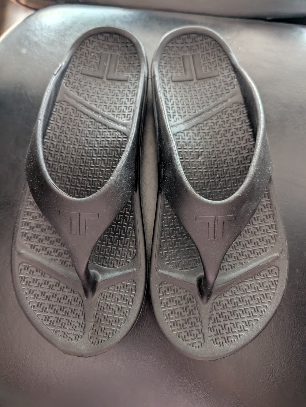 Telic Logo Black Woman's  Thong Sandals